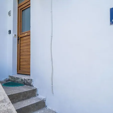 Luka Apartmán